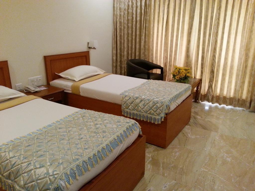 Paramount Inn 스리페룸부두르 객실 사진