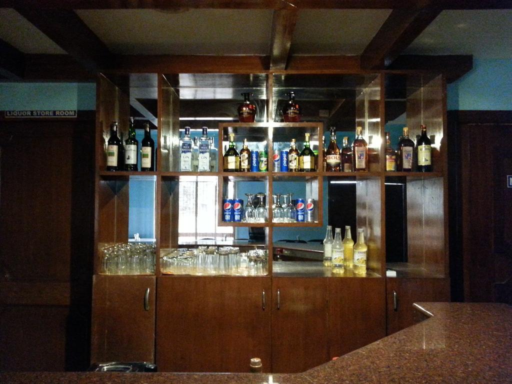 Paramount Inn 스리페룸부두르 외부 사진
